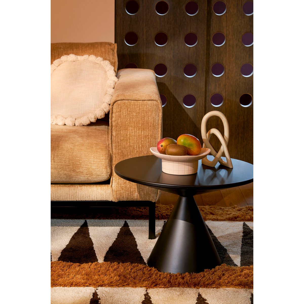 Wolga Schaal op Voet - L25 x B23 x H10 cm - Keramiek - Beige