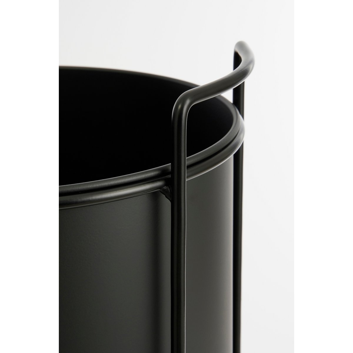 Favani Bloempot op Standaard - Set van 3 - H80 x Ø28 cm - Metaal - Zwart