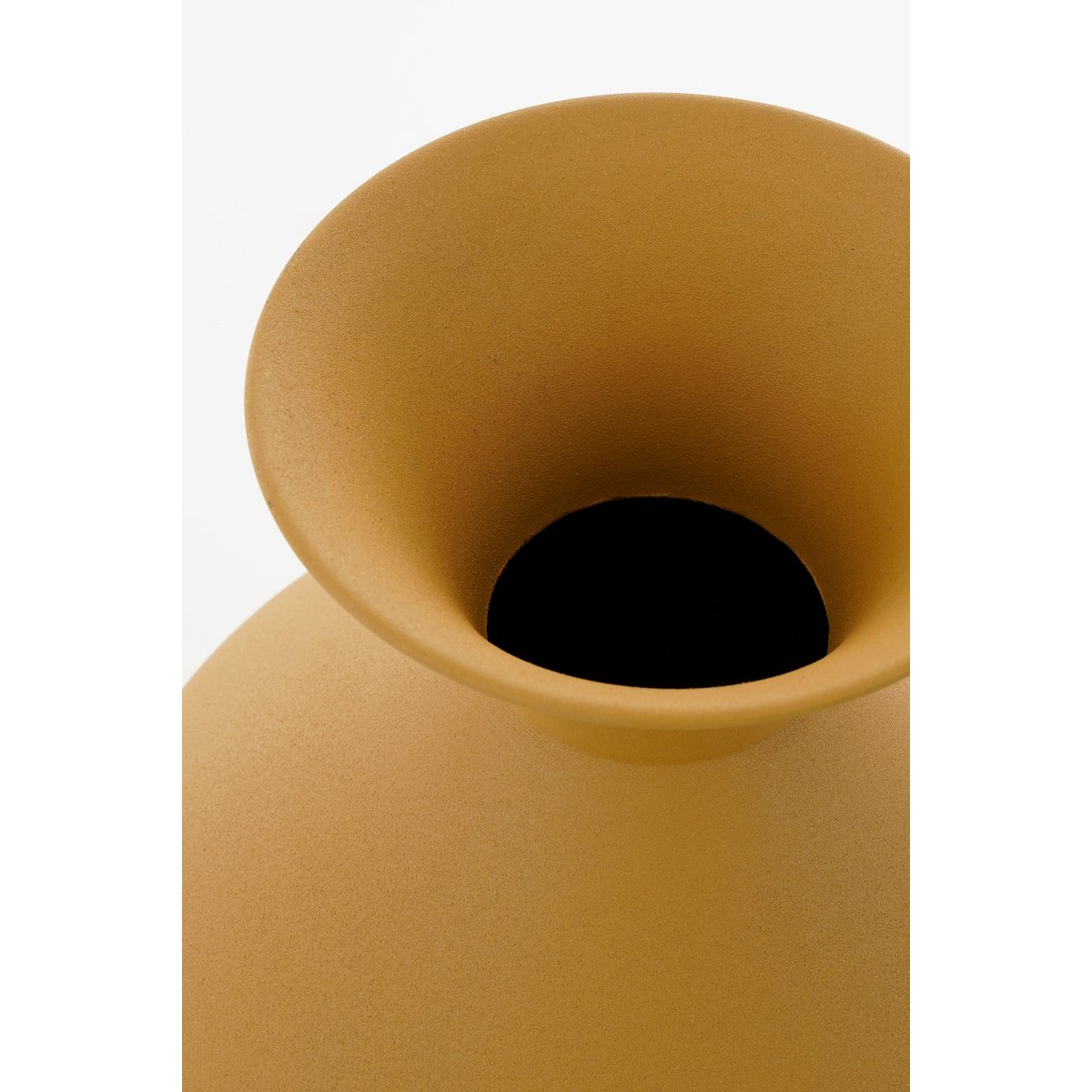 Gyge Vaas - L30 x B24 x H37 cm - Metaal - Geel