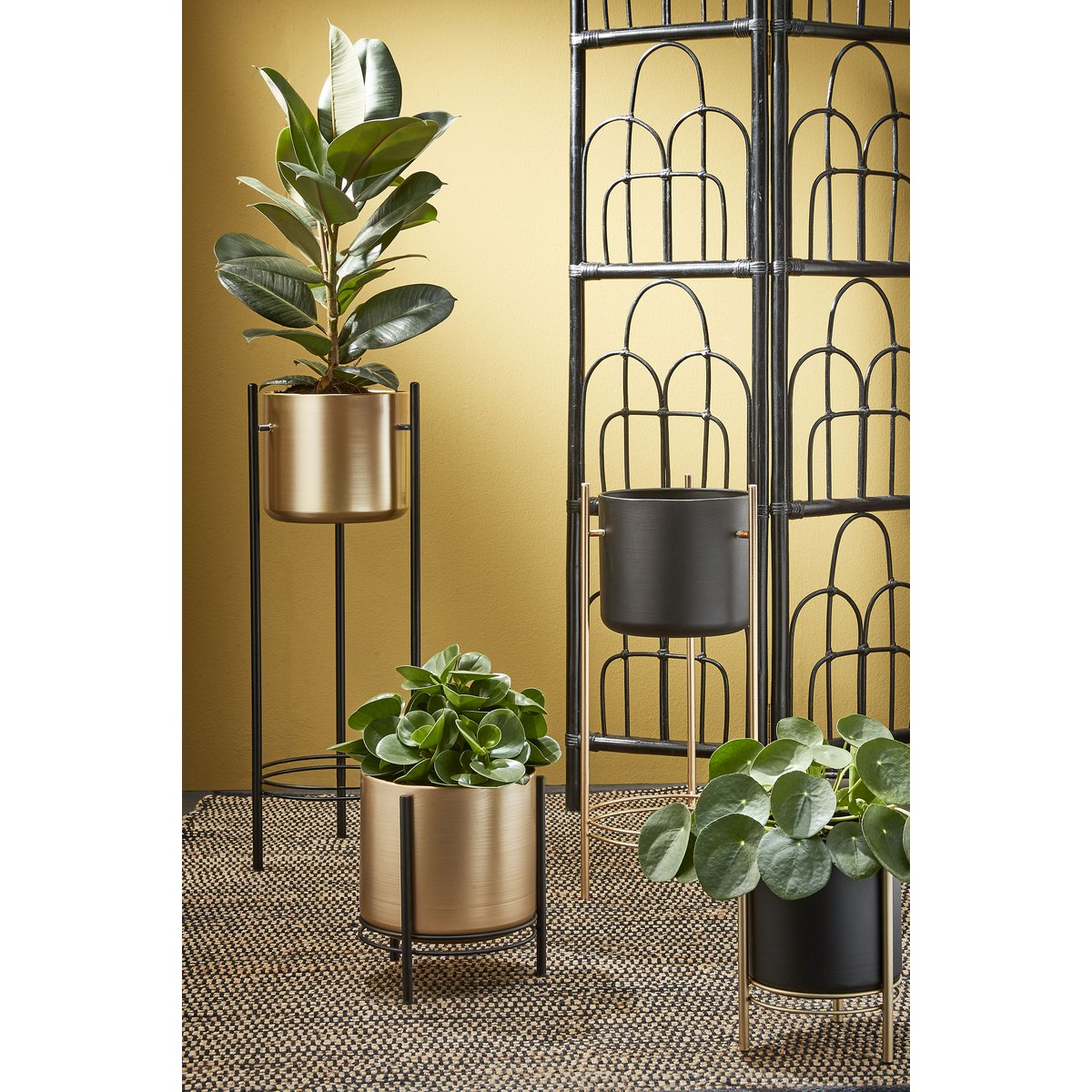 Sverre Bloempot op Standaard - H29 x Ø25 cm - Goud, Zwart