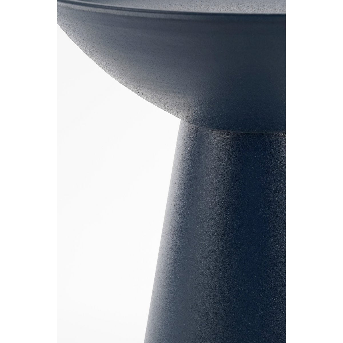 Chiel Bijzettafel - H49 x Ø25 cm - FSC 100% - Metaal - Donkerblauw
